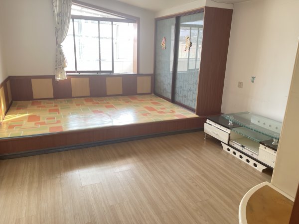 幸福小区吉房出租