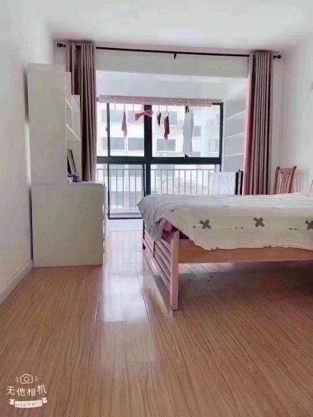 香格里拉二区框架85平一楼户型方正两室朝阳，卫生间带窗，精装
