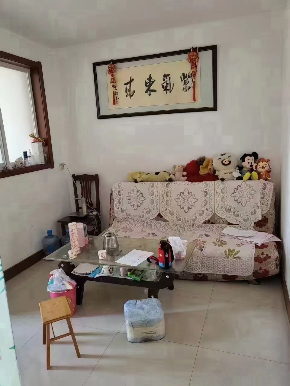 光明小区4楼三室66平18.5万不议价