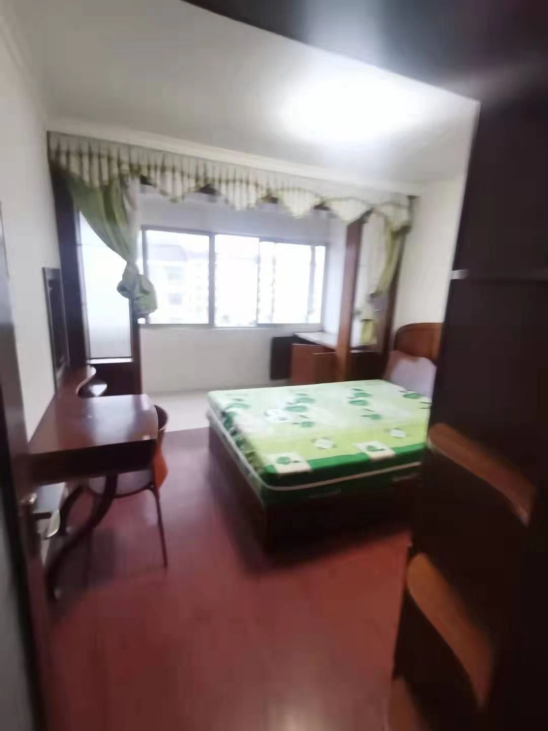 笙歌小区五楼非顶租金800