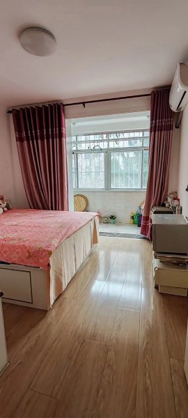 【幸福小区】1楼，66平，三居室，带全套家具，双气，38.8