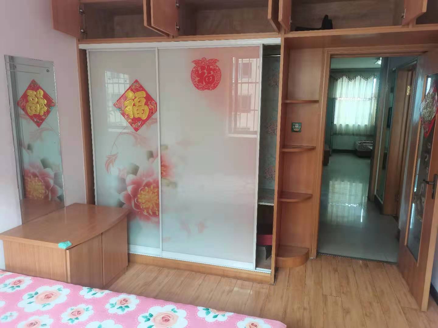 西馨苑小区2楼个人房屋出租