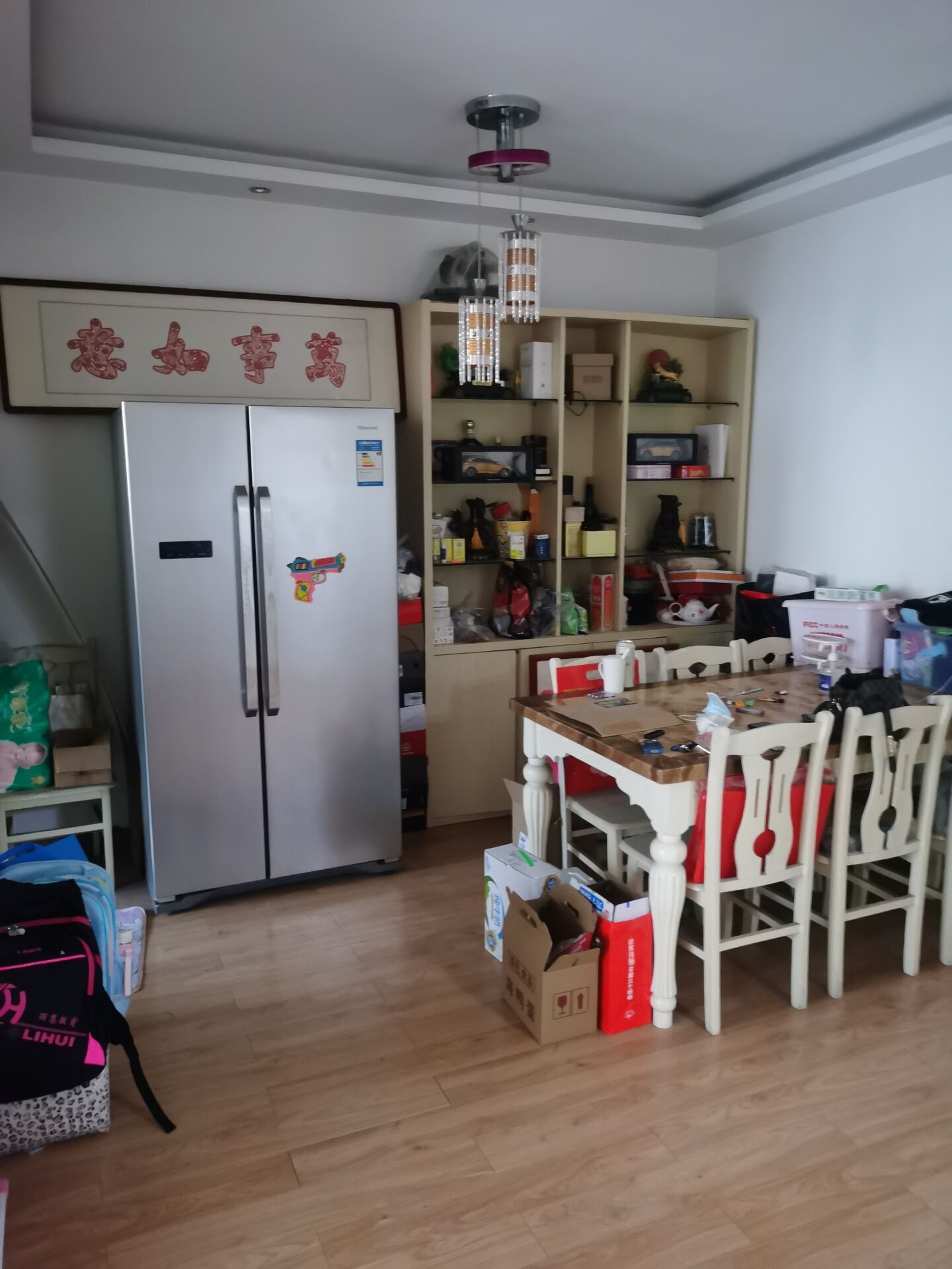 体育公园南门隆景园小区5楼非顶楼