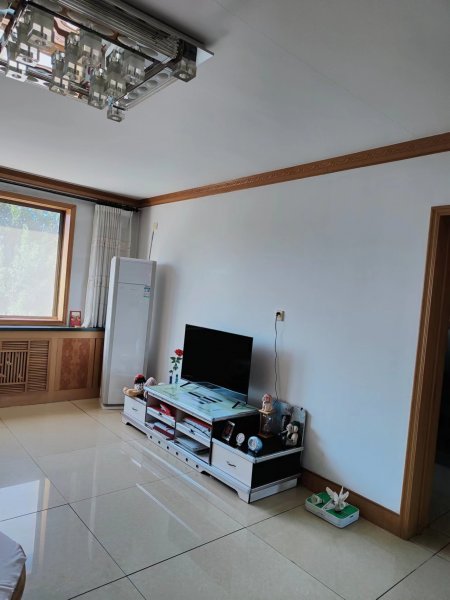 馨园小区吉房出售