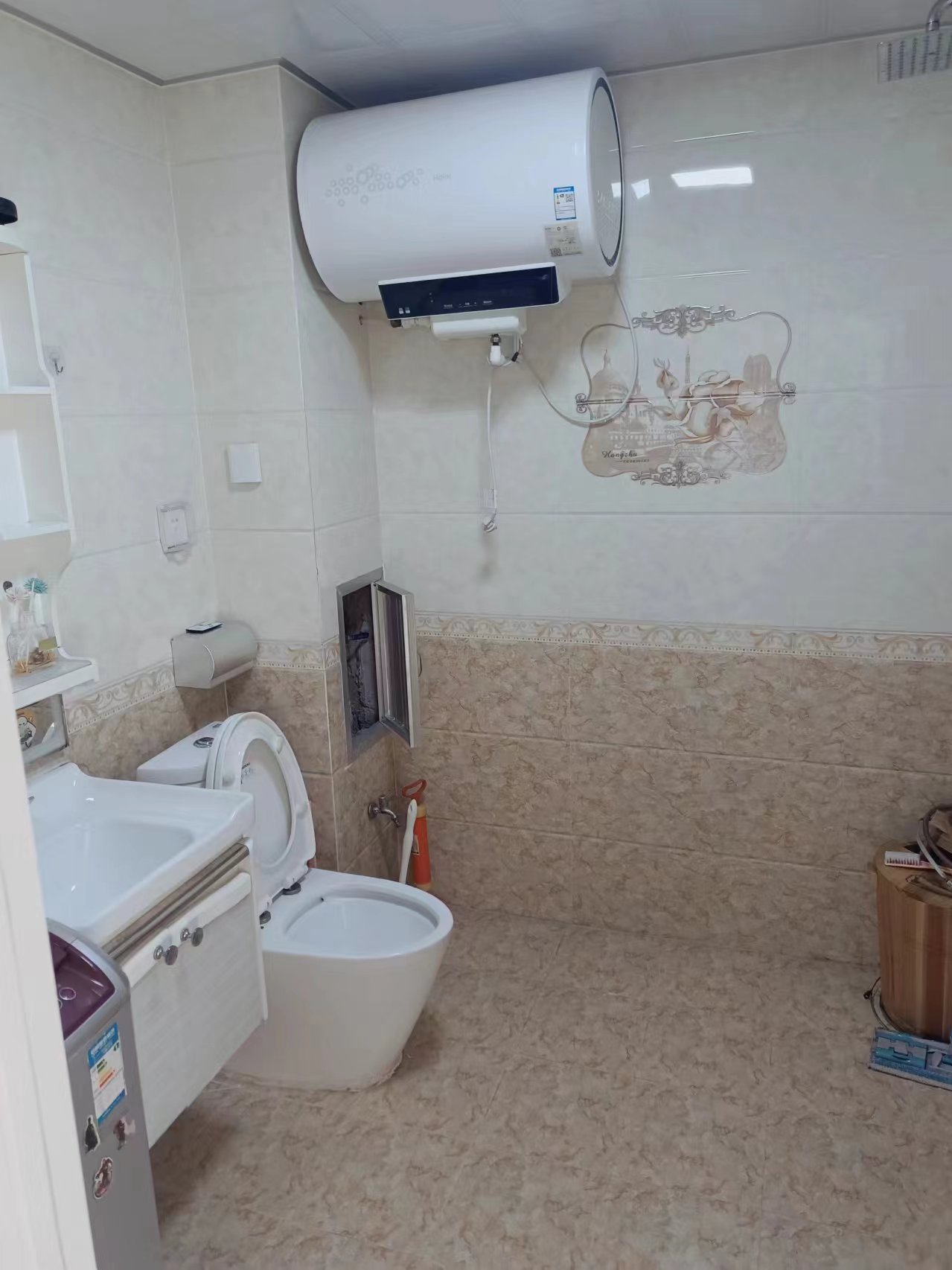 金苹果小区起脊五楼