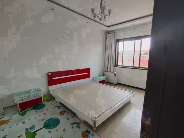 [西瓜]出租，出售，东风华冠框架顶楼76.67平，内复式三室