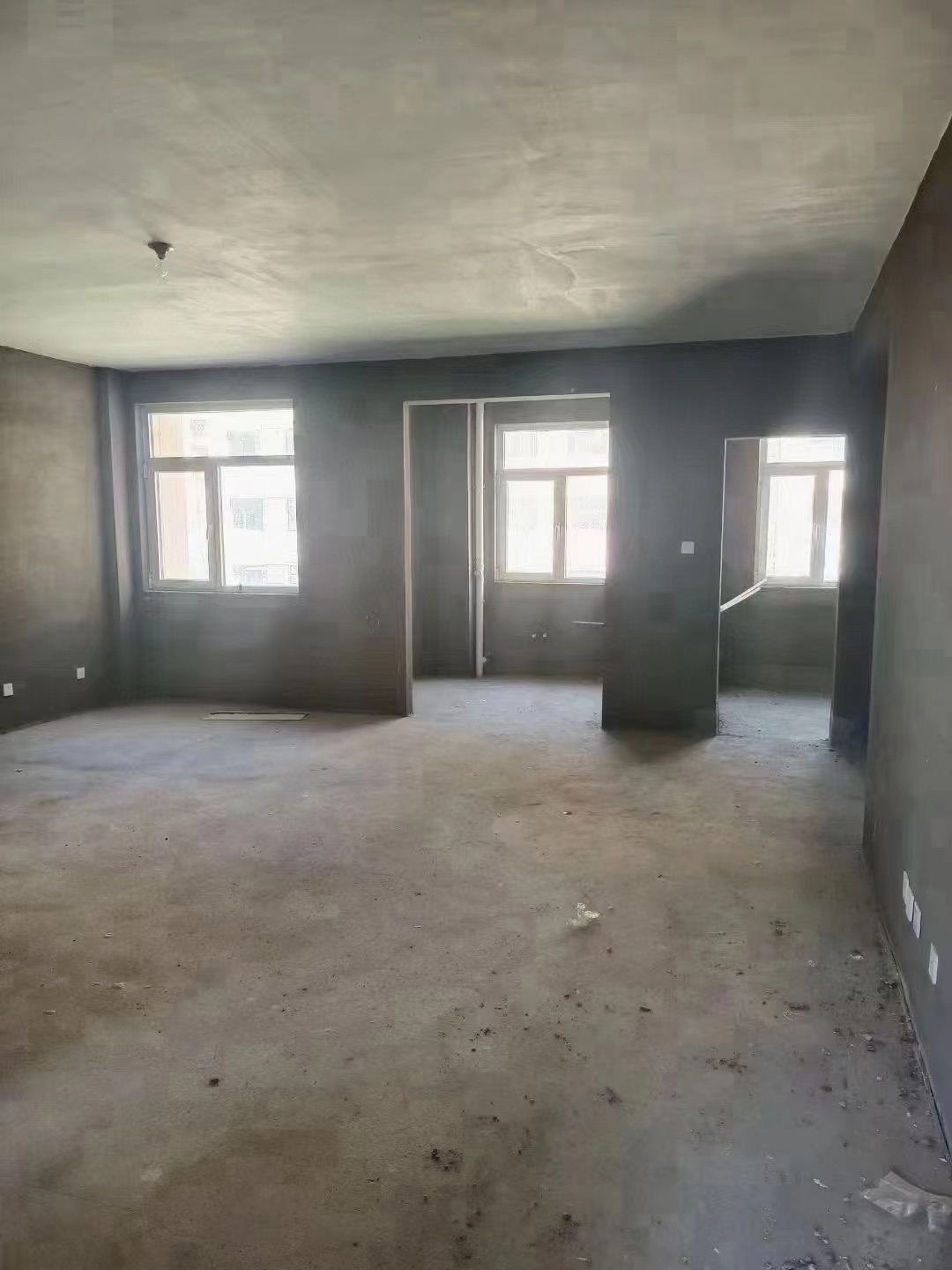 官地明珠电梯，新房