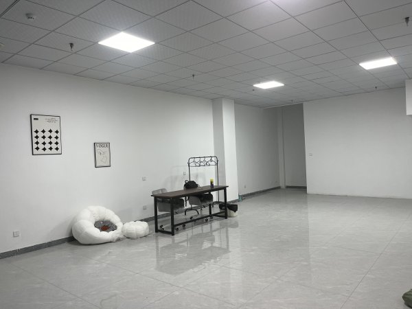 香榭丽门市转租