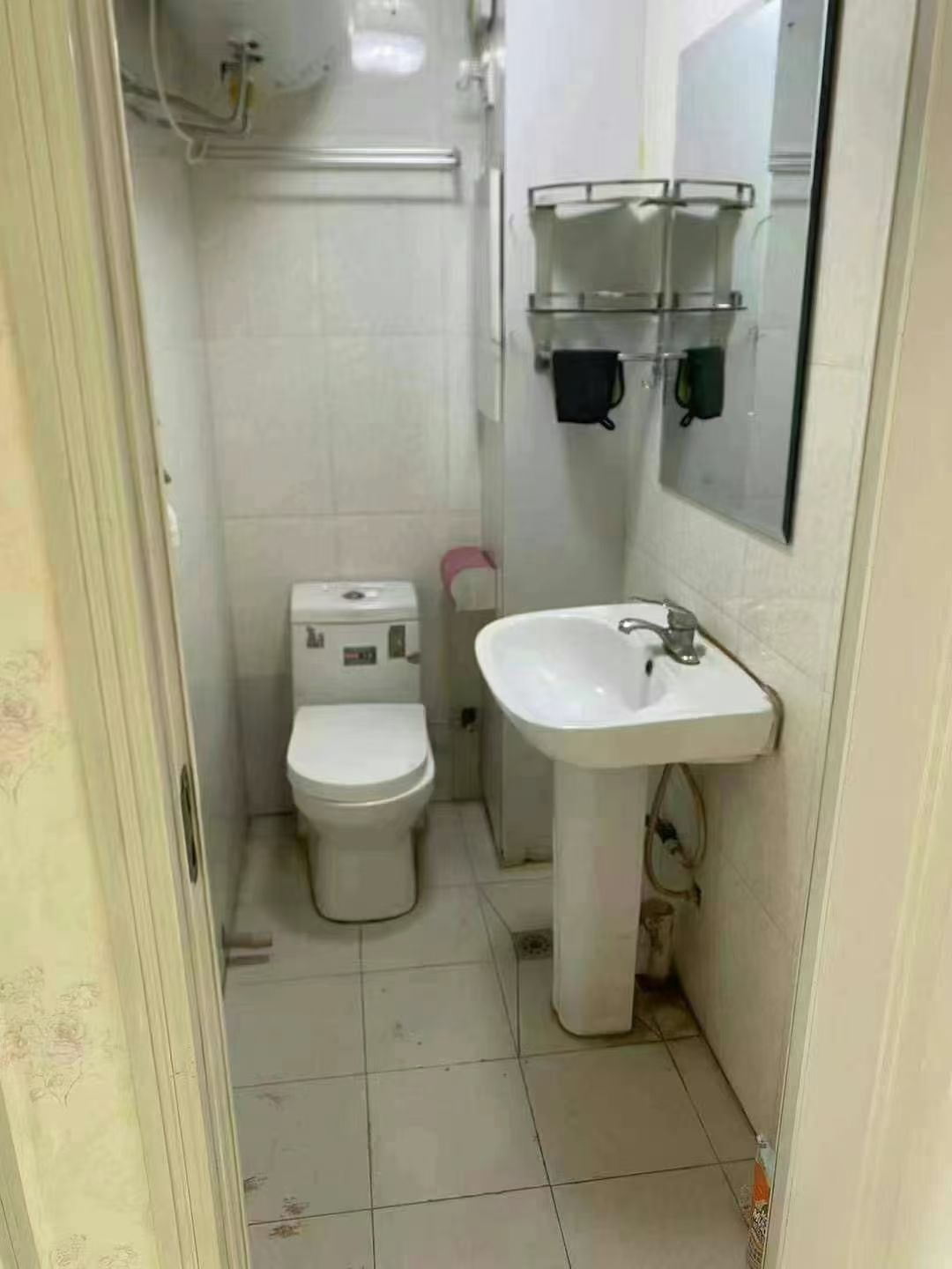 市政巷贴地三楼