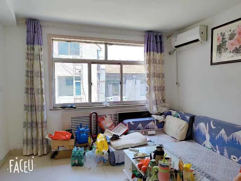 超低价新华小区2楼86平，3室精致装修，双气齐全。