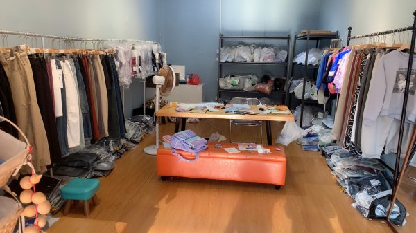 服装店低价转让