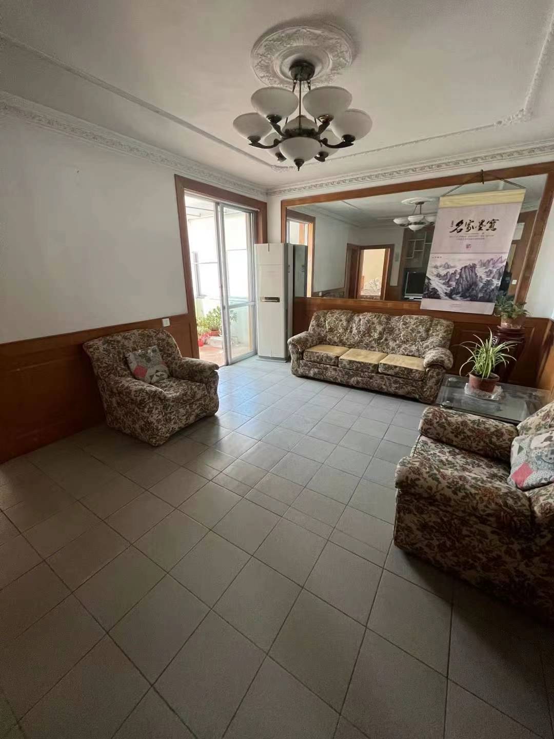 东山小区楼房出租