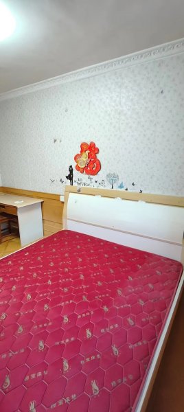 馨园小区三楼出租