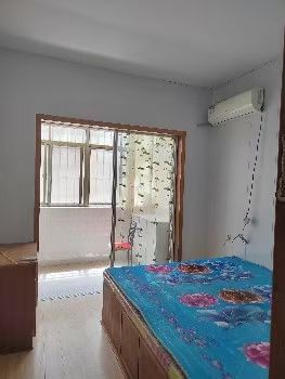 海峰街附近一楼74平18.8万出售