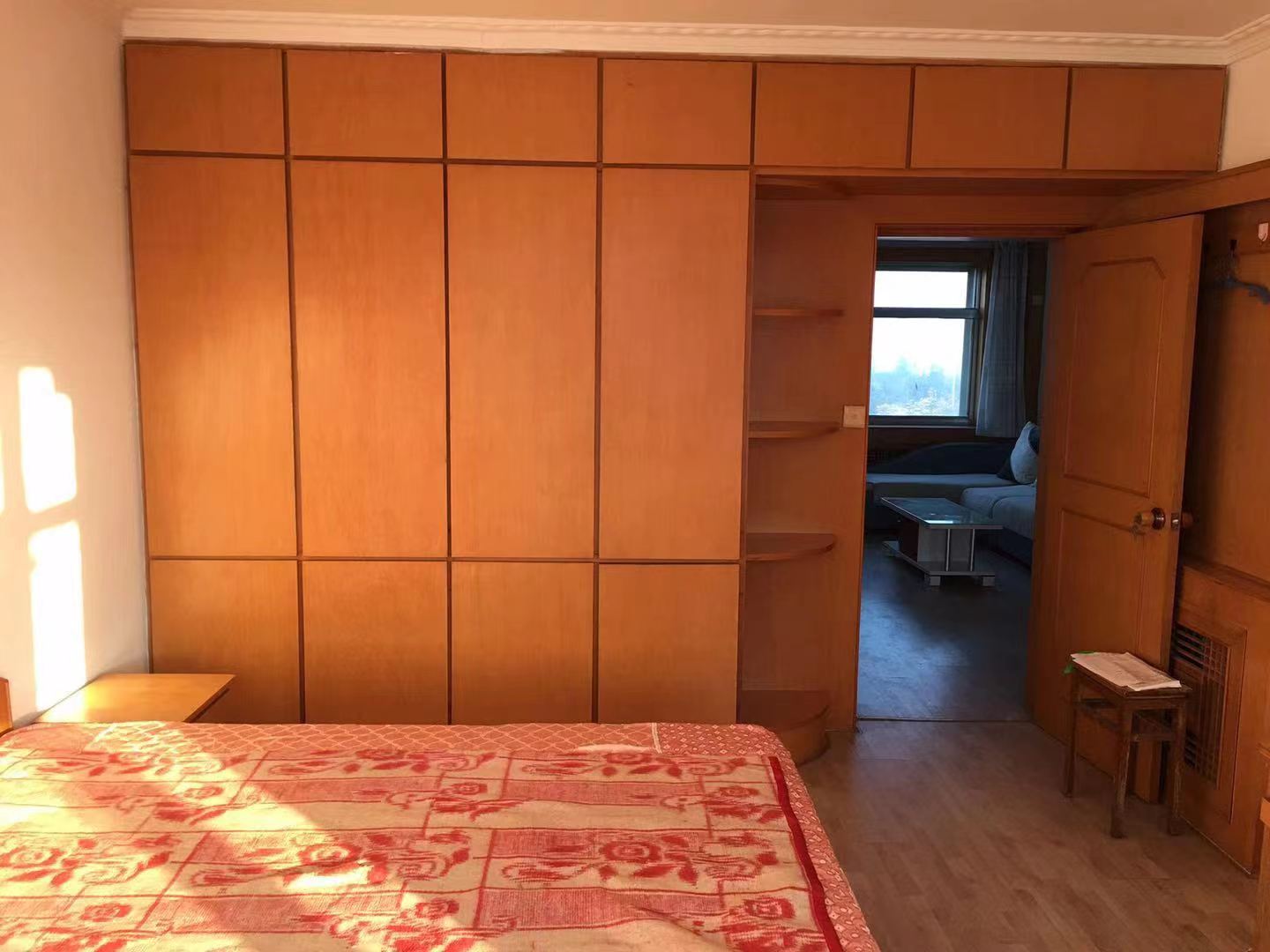 好人家的房子，光明小区5楼74平低价出售