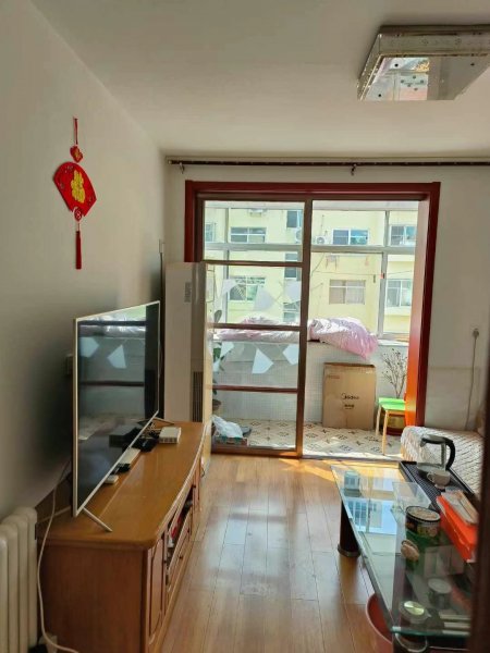 农行后院家属楼，3楼，66平，37.8万，3室