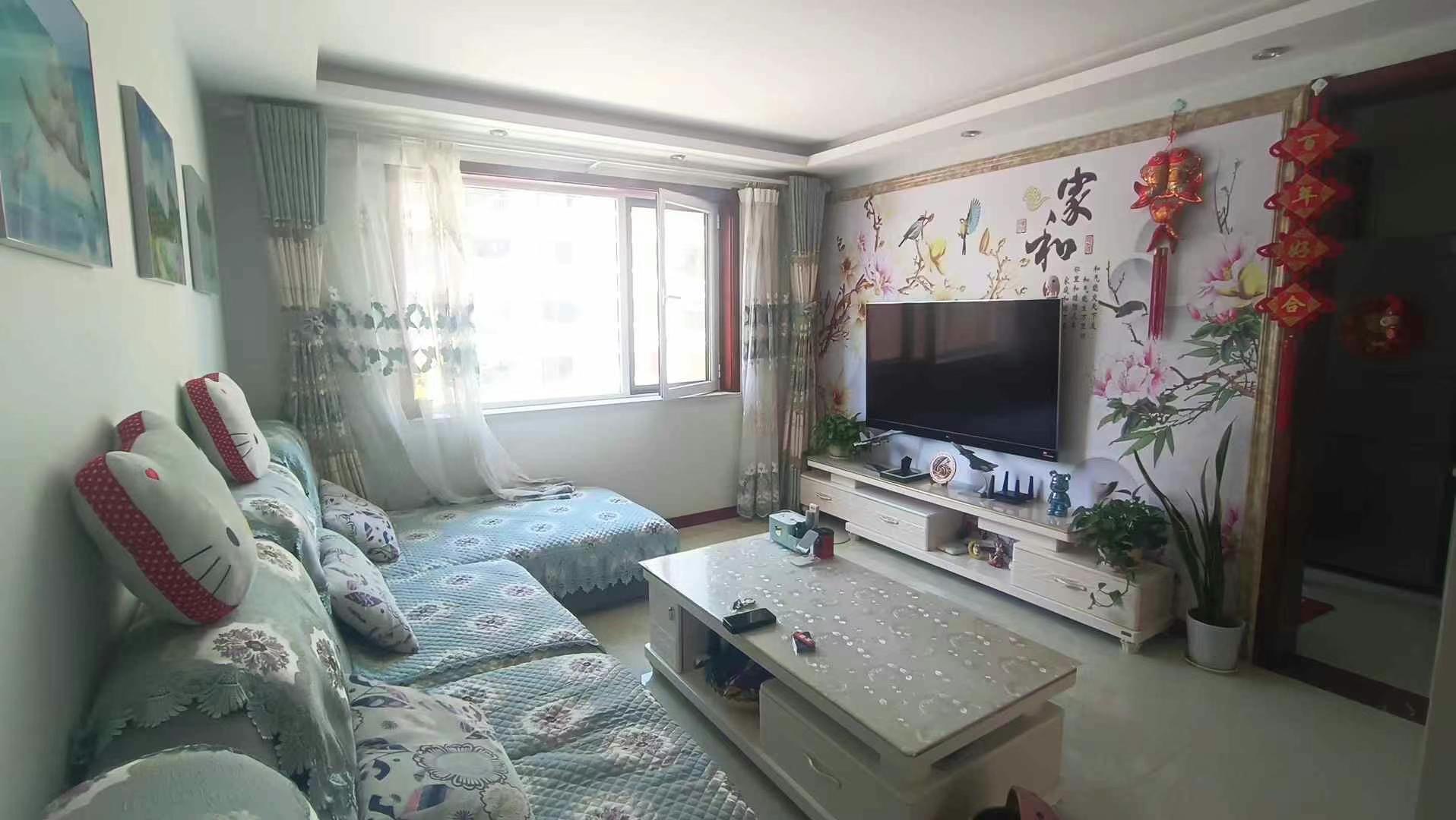 黄金花园二楼