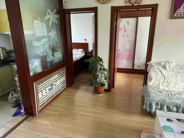 静园小区，3 楼，两室一厅，51 平，20.8 万