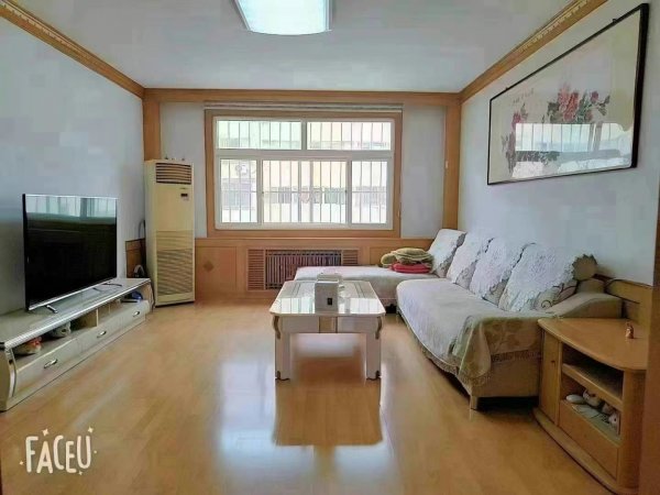 城东一区、二楼99平，57.8万  ‌，两室可改三室