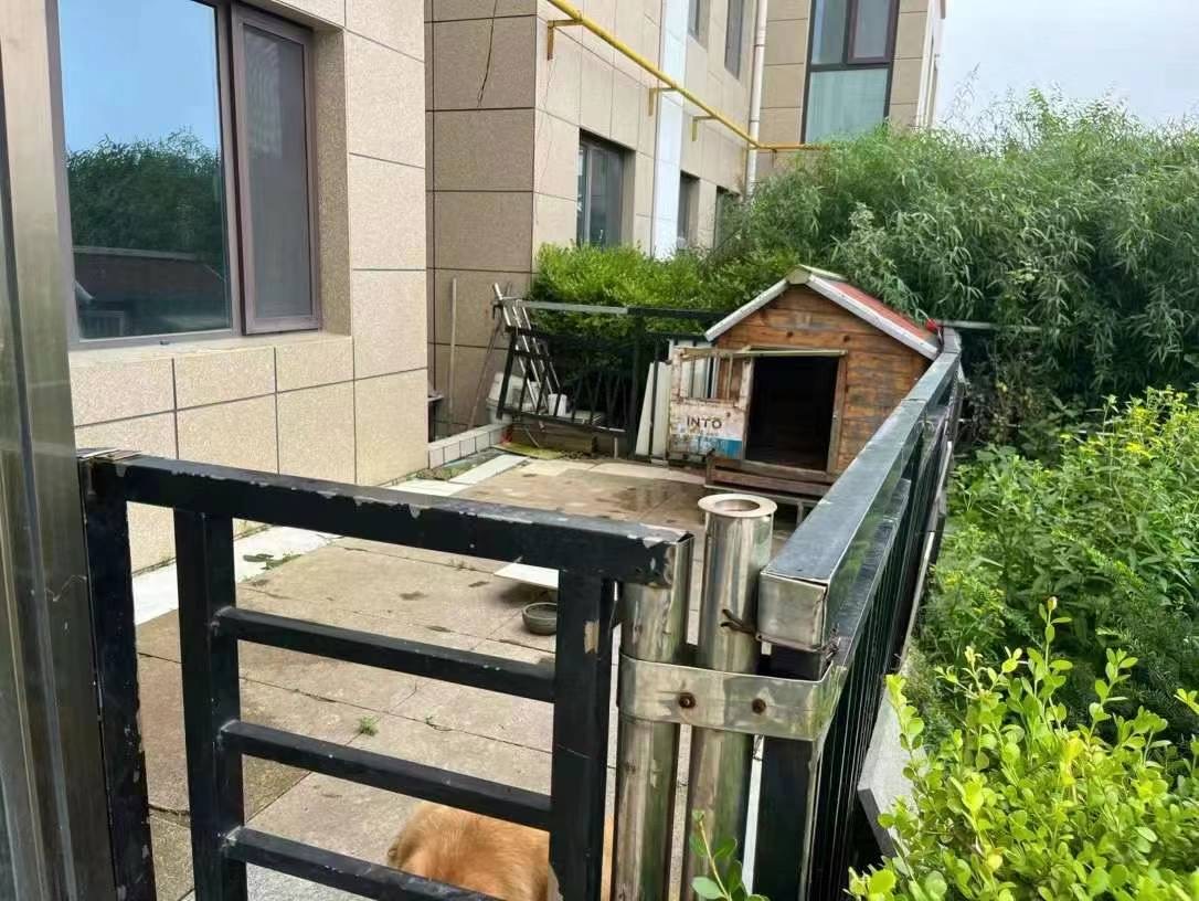 学府华都四楼