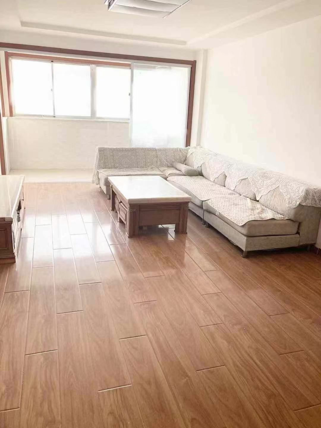 ????房东直降八万！腾达二区框架3楼93平，地暖家电家具齐全，诚售49.8万