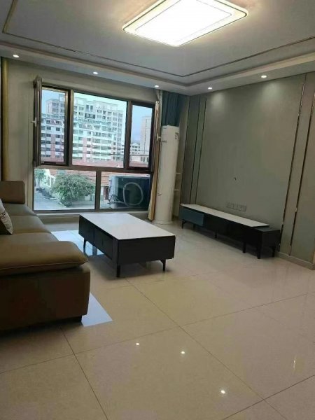 丽景华庭电梯3楼101平3室61.8万