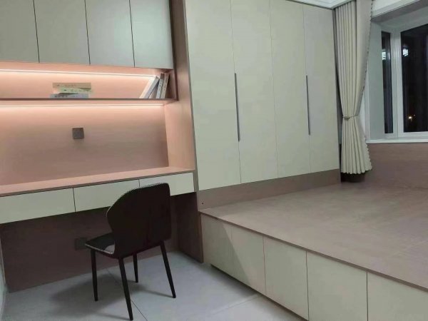 香格里拉二区框架二楼87.8平，地暖落地平开内倒窗，三室全屋定制