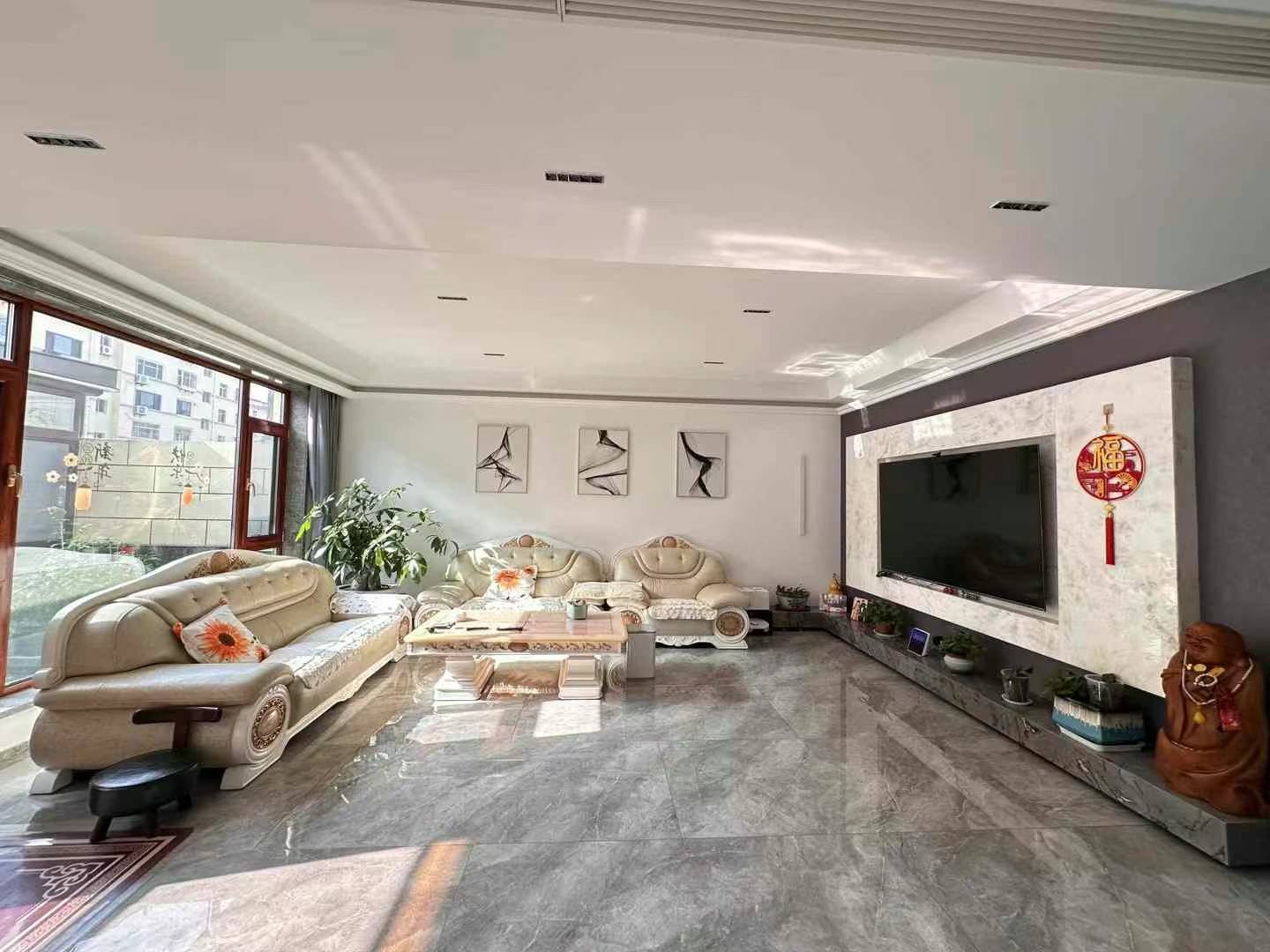 豪华别墅