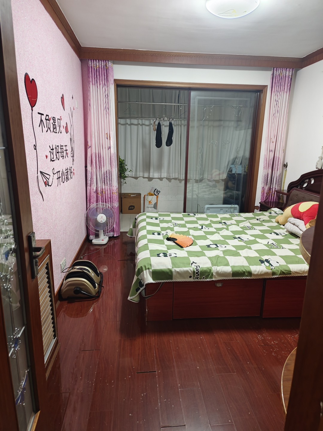 前源小区 3楼 83平，两室两厅，北厅双阳卧室，32.8万
