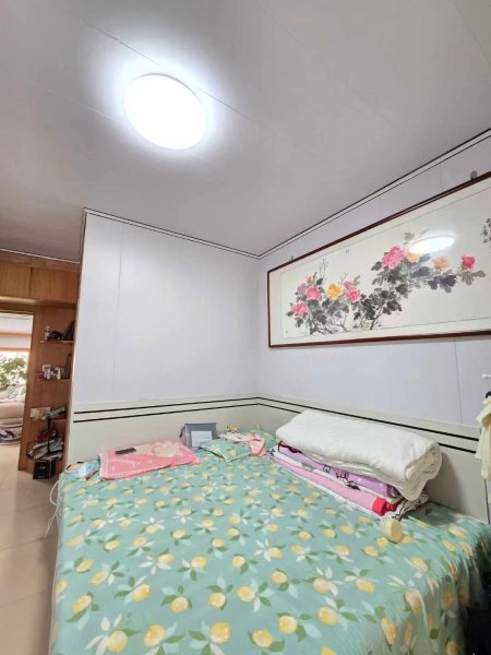 胜利花园6楼，95平，两室 两厅，近几年装修