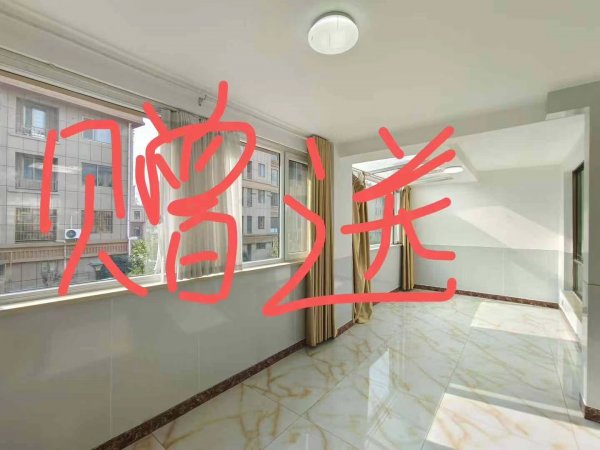 丽景华庭框架3层洋房1楼带露台117平！送3个阳台实际150平，三室两卫！精装短住