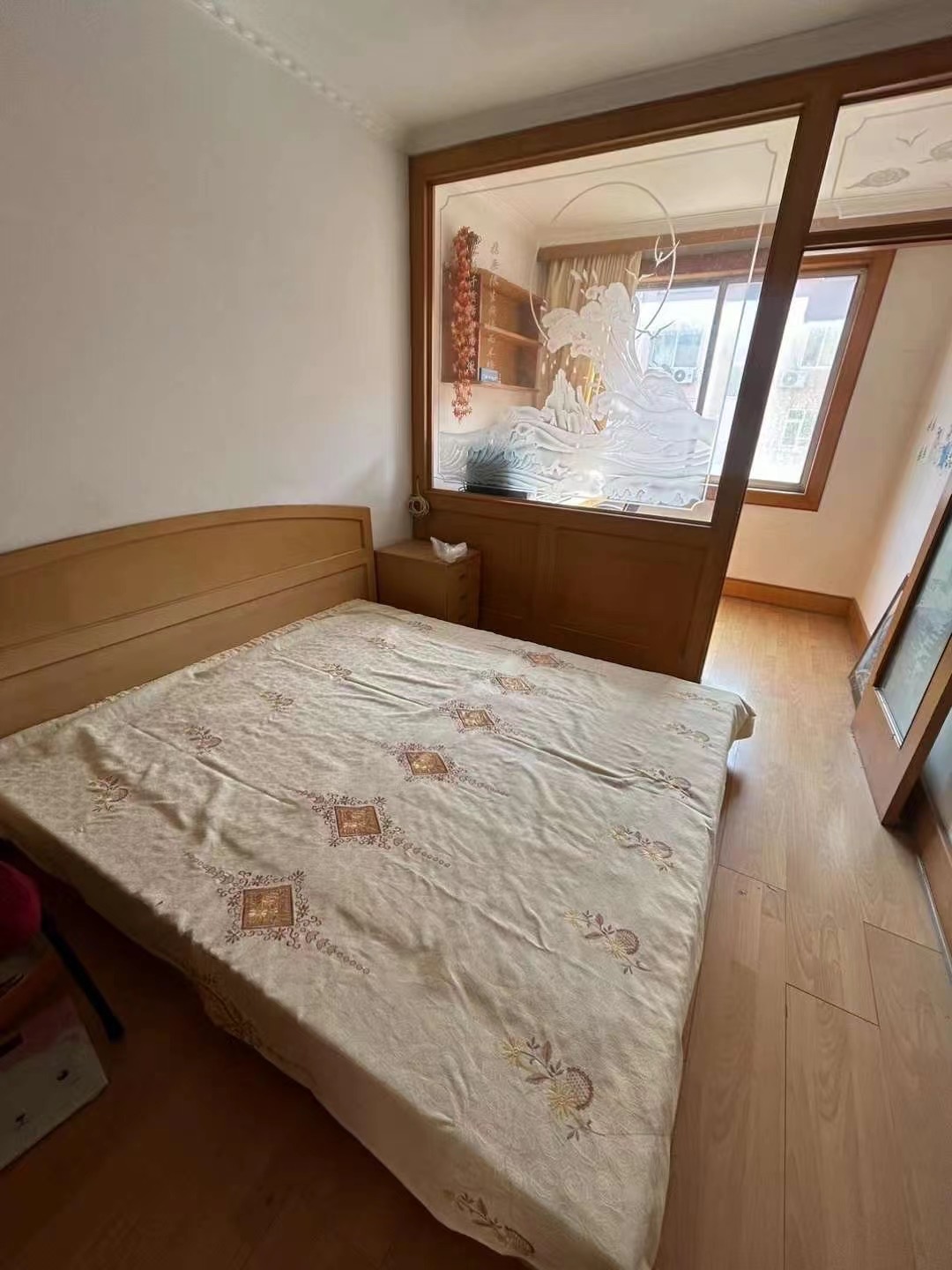 工行西向阳二区三楼89.9平，两室两厅，拎包入住
