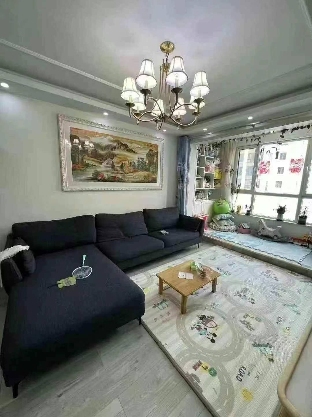 学府华都九楼
