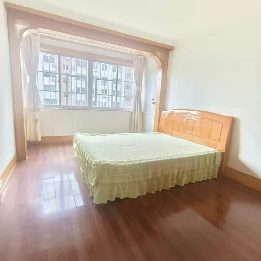 白沙滩祥和小区一楼，东户，85平，39.8万，拎包入住