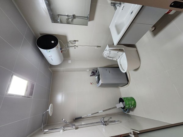 市中心胜利街附106-2石油家属楼吉房全屋环保精装未住