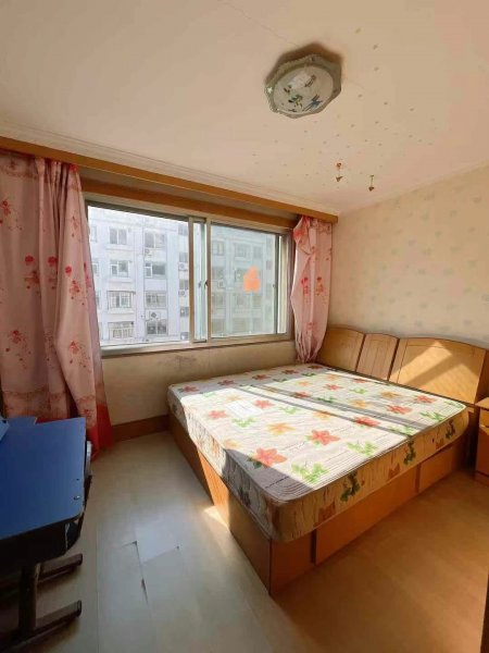 兴东小区 2楼 81平 38.5万 两室两厅 带家具家电