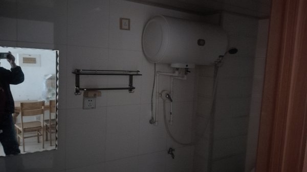 假日海景雍华花南区28号楼一楼门市出租或出售