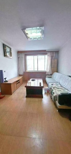 物资小区 一楼 93平，38.8万，精装俩室