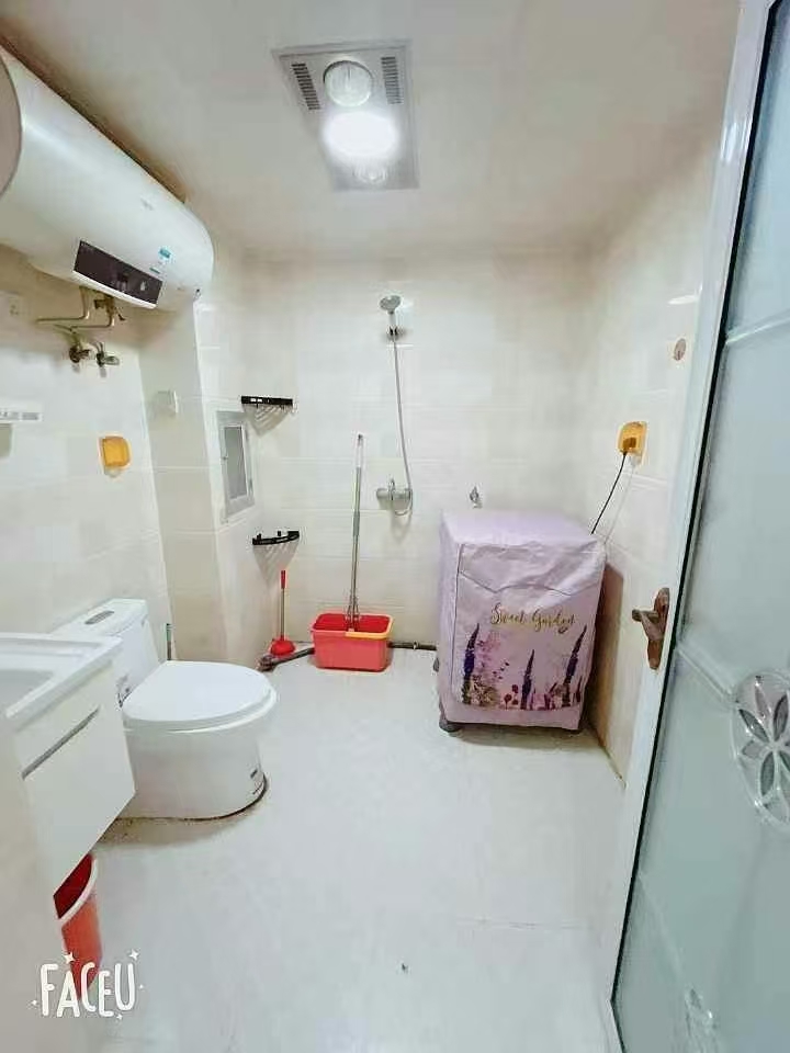 买家芙蓉小区3楼95平2室家电家具齐全双气900/月干净整洁拎包入住