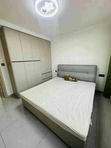 怡园小区2楼（77平西边户，三室精装修全屋定制品质装修带家具48.8万