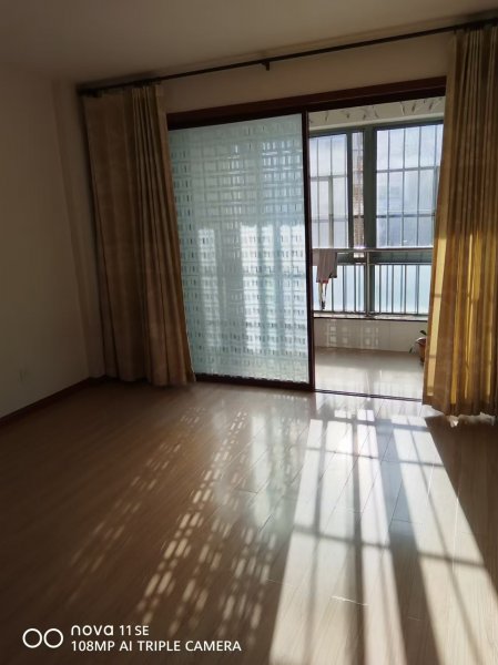 吉楼出售