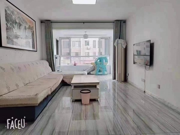 丽景华庭框架一楼92平，实际117平 三室两厅 送连廊大阳台 短住，抢包入住，地暖