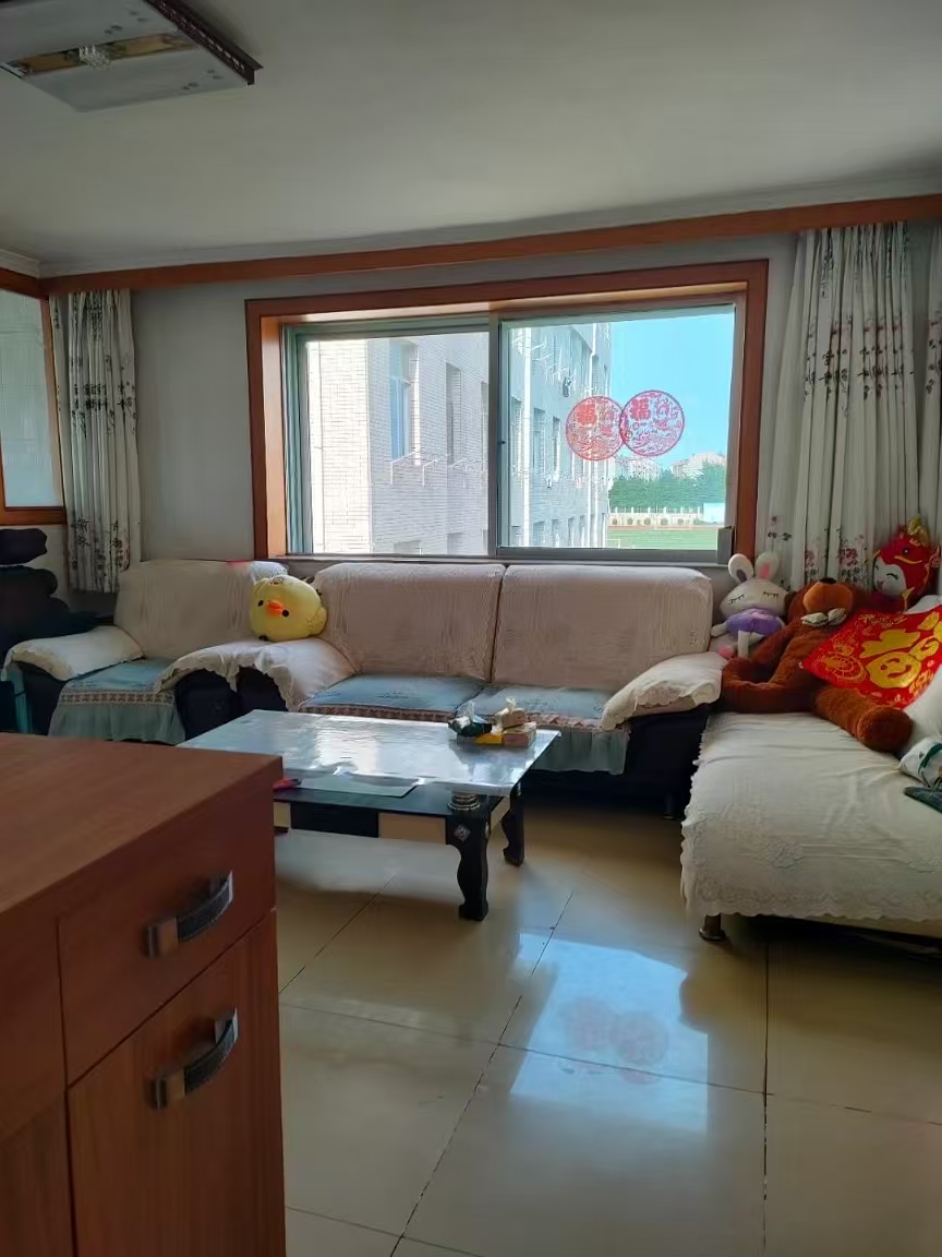 超低价河滨小区5楼非顶楼75平，双气齐全，可零首付。