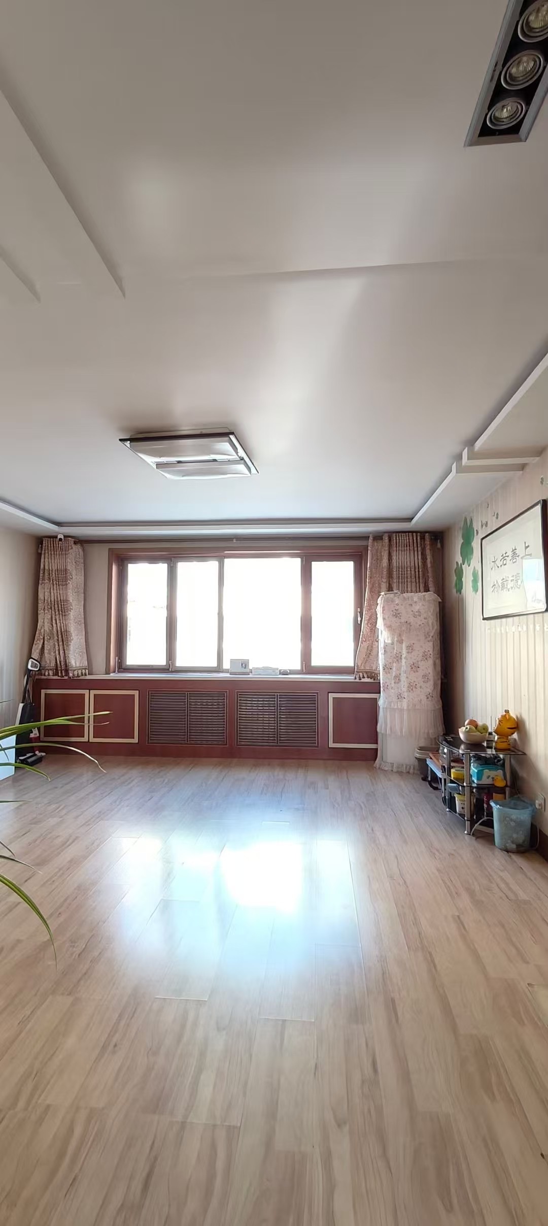城东新三区3楼113平三室朝阳户型69.8万