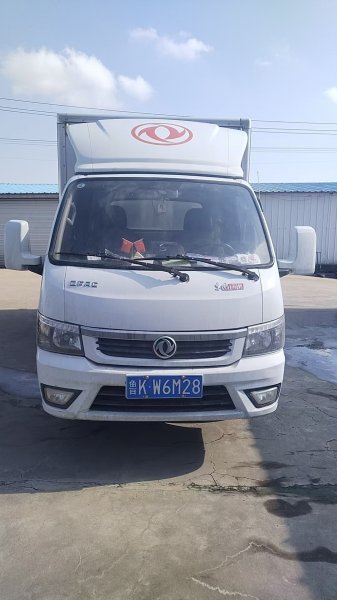 东风牌轻型厢式货车