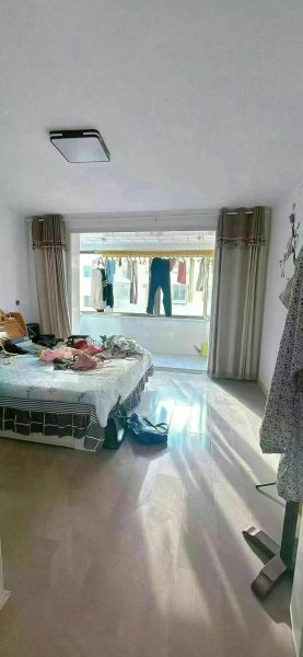 ​​​涟源小区二楼，80平 37.8万​⁠‍​‍﻿﻿ ​，两室一卫，双气，地暖