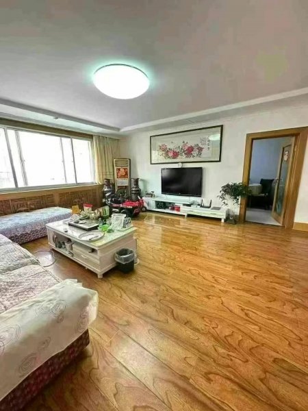 馨园小区127平，一楼，69.8万，三室两厅两卫
