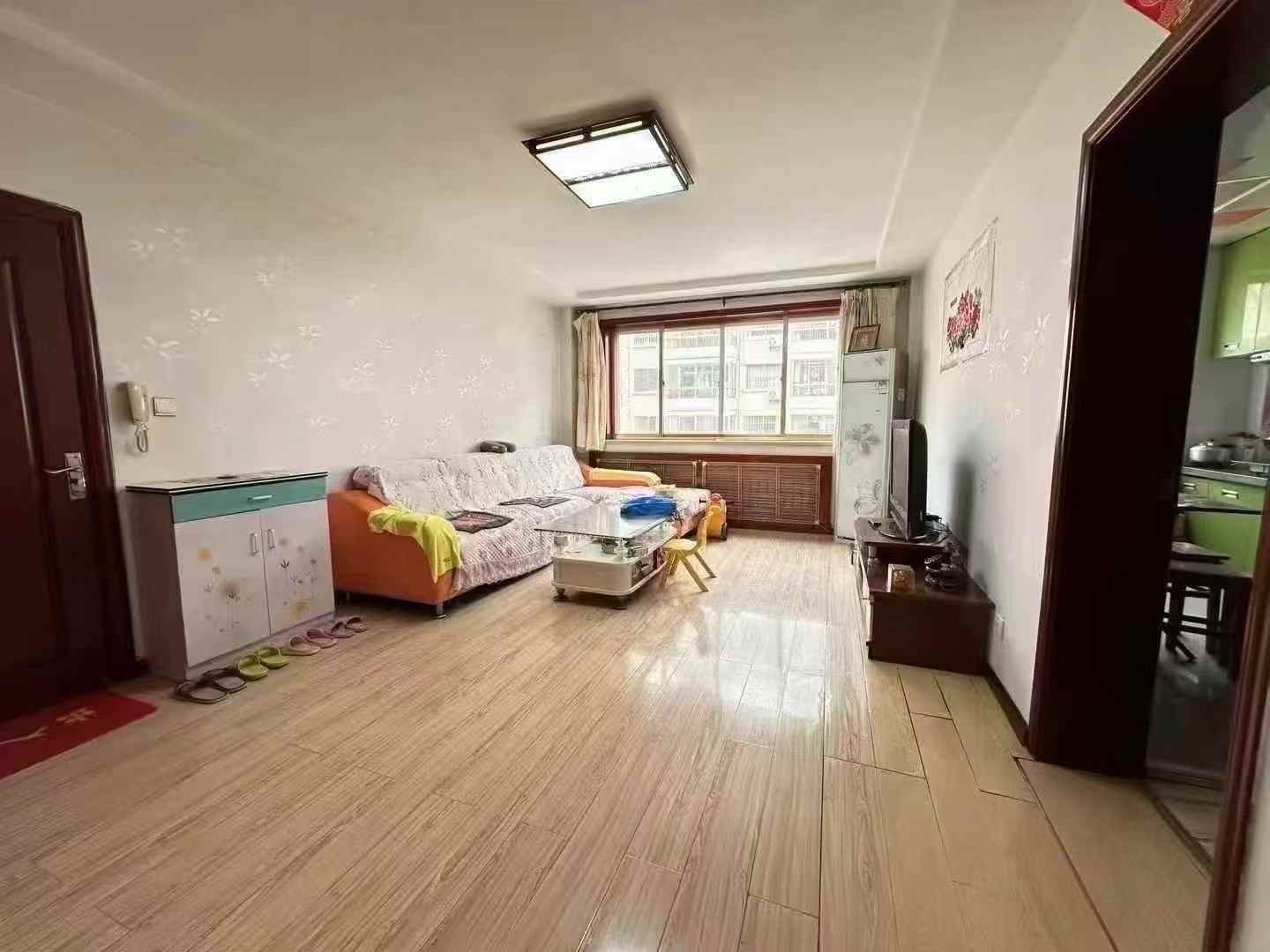 嘉悦小区框架二楼