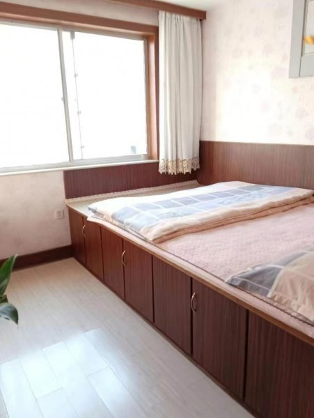 怡园小区1楼78平，41.8万 精装，2室可改3室