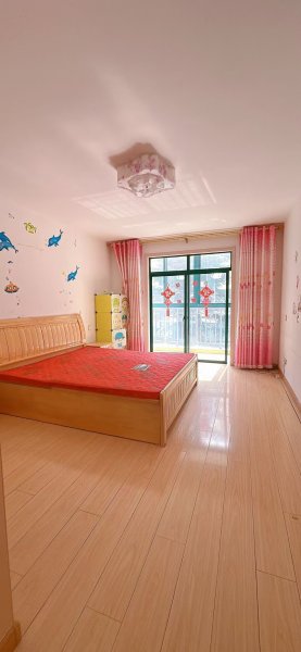 出租出售阳光丽苑小区，框架 1楼97平，三室一厅，双落地窗，租/月1100.售39.8万